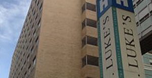 Picture of front of hospital